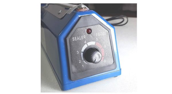خرید دستگاه پرس پلاستیک تایمردار مدل PFS-200 | دوخت نایلون 20 سانتی متر - Image 2